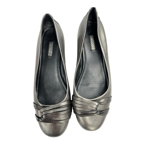 Ecco Women's Metallic Grey Slip-on Leather Flats Size EU 42 US 11-11.5 Preowned - Picture 1 of 10